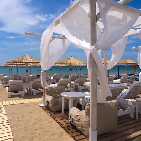 Amaryllis Beach Hotel Chrisi Akti  Extérieur photo