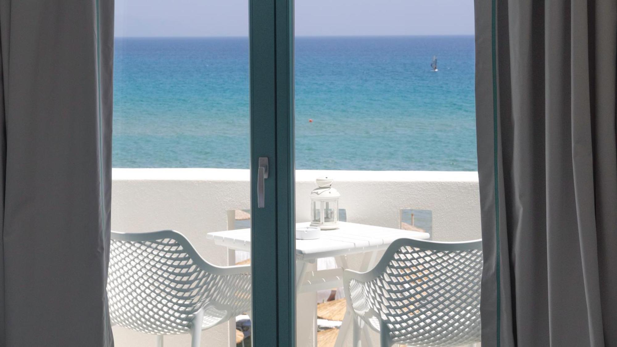 Amaryllis Beach Hotel Chrisi Akti  Chambre photo
