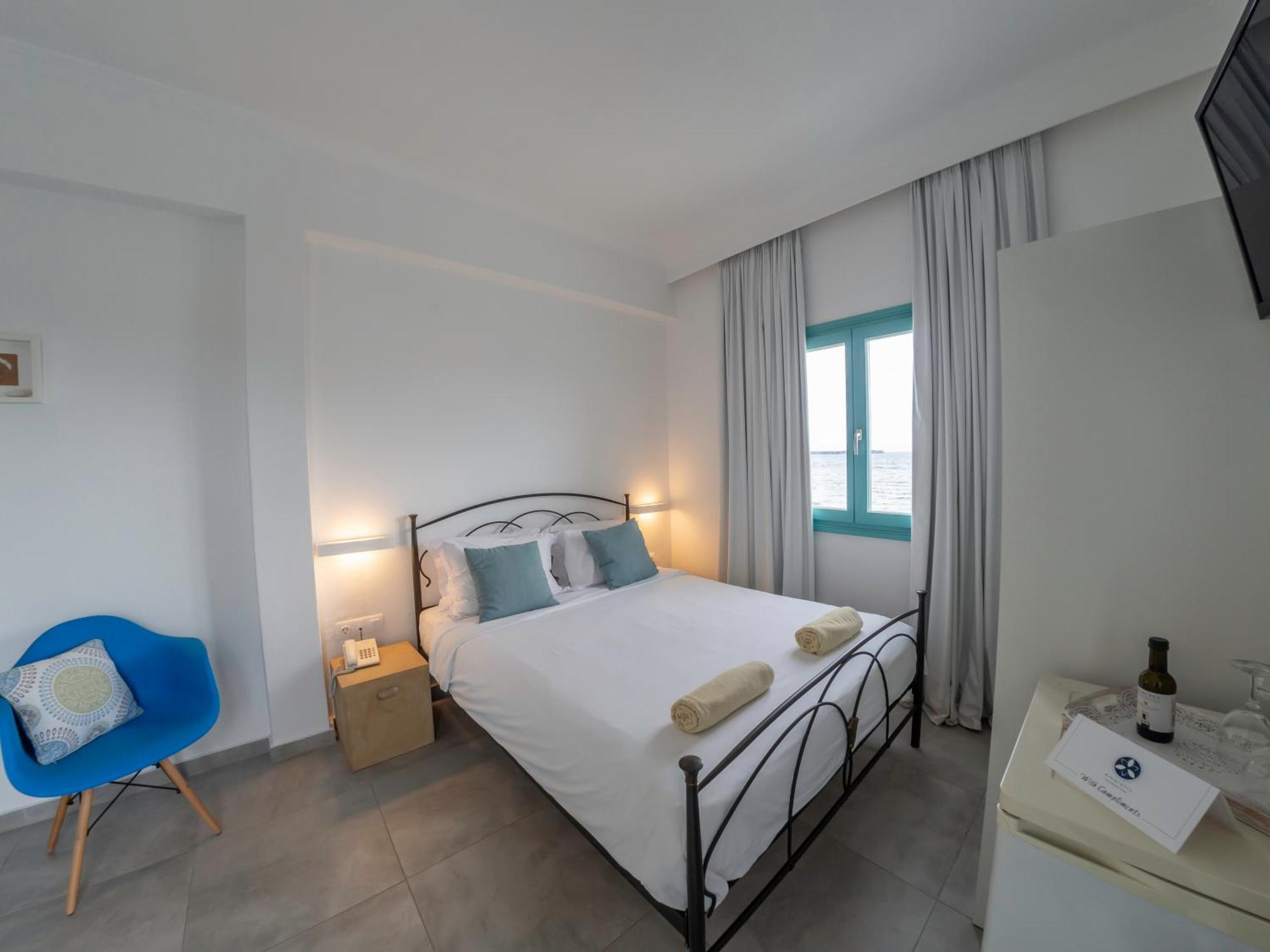 Amaryllis Beach Hotel Chrisi Akti  Chambre photo