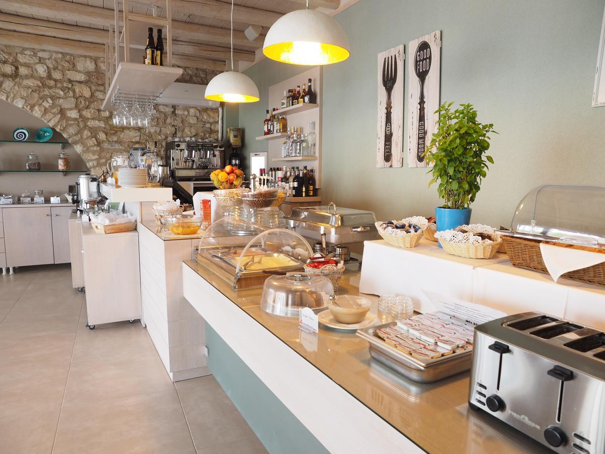 Amaryllis Beach Hotel Chrisi Akti  Extérieur photo
